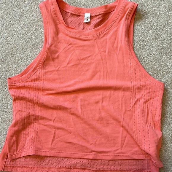 Lululemon Train to Be Tank - Picture 3 of 3
